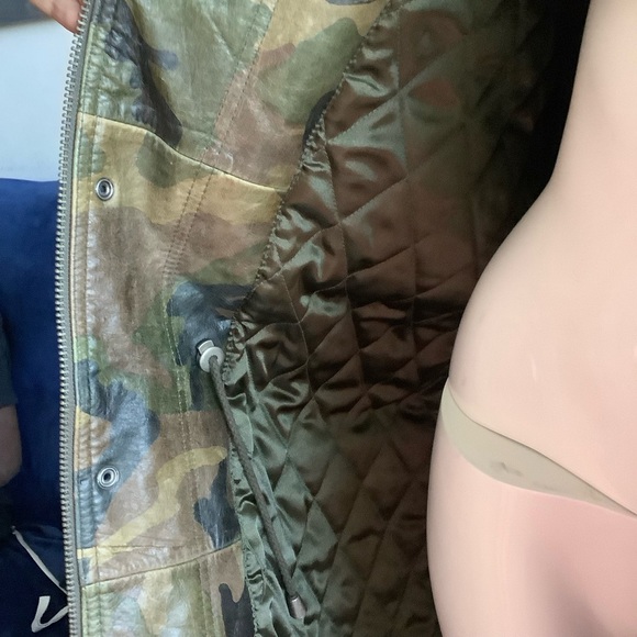 🔥FUBU Men's Camouflage Leather Jacket RARE FIND!!!!!!!! - Picture 4 of 13